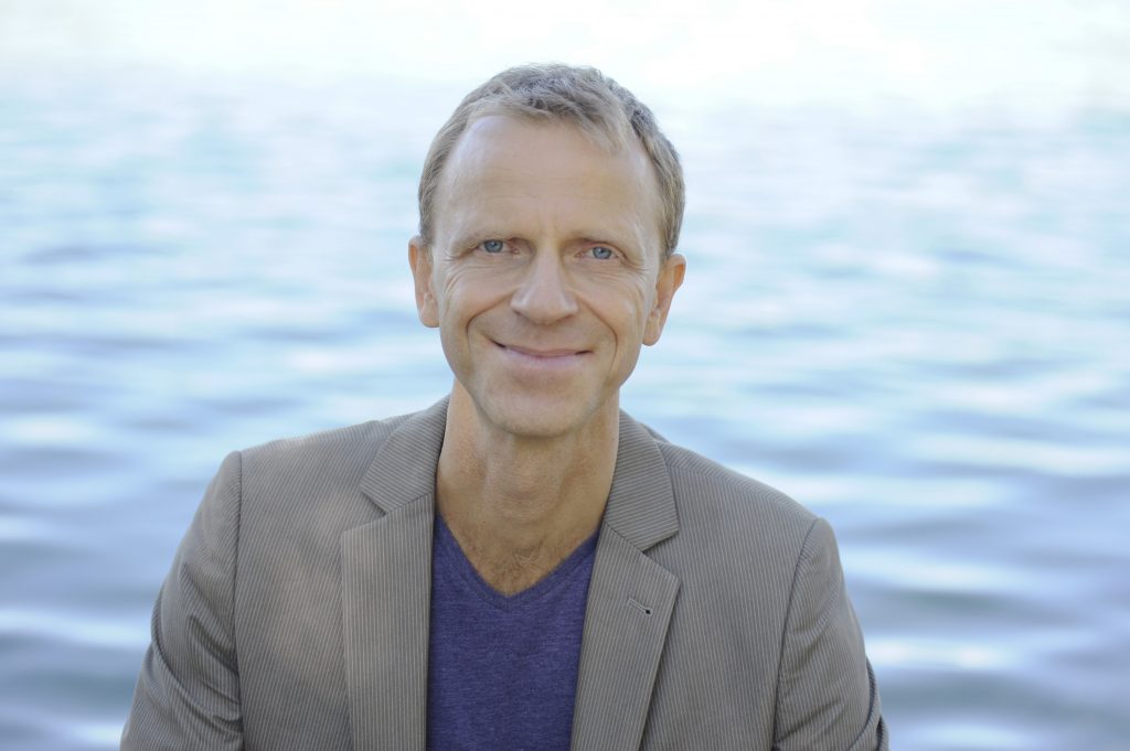Klaus Wienert, Ausbildungsleiter für Kinesiologie im LGEZ München